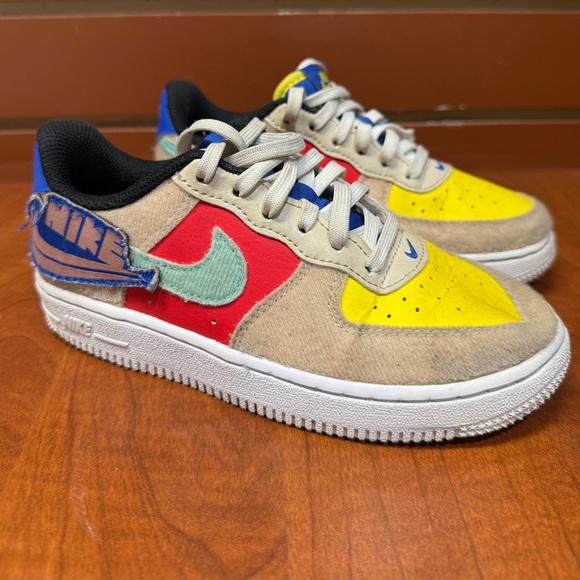 Nike Yellow and Blue Sneakers - Picture 2 of 7